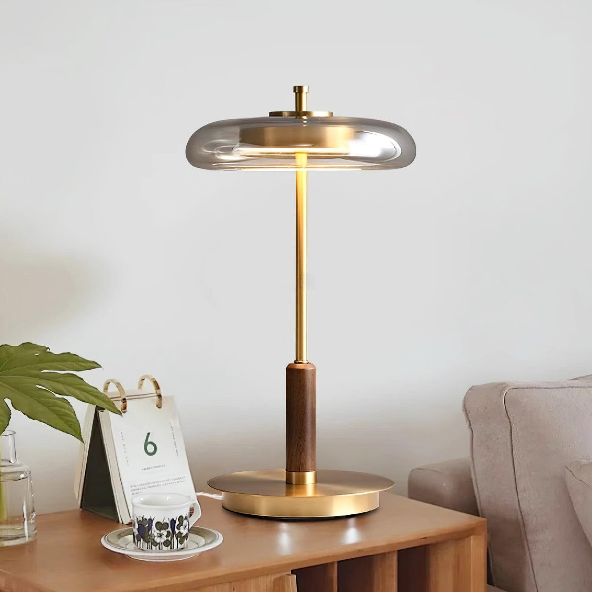 Ronaldo Desk Lamp
- OnyxLampen