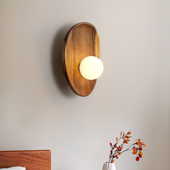 Holz-Wandlampe