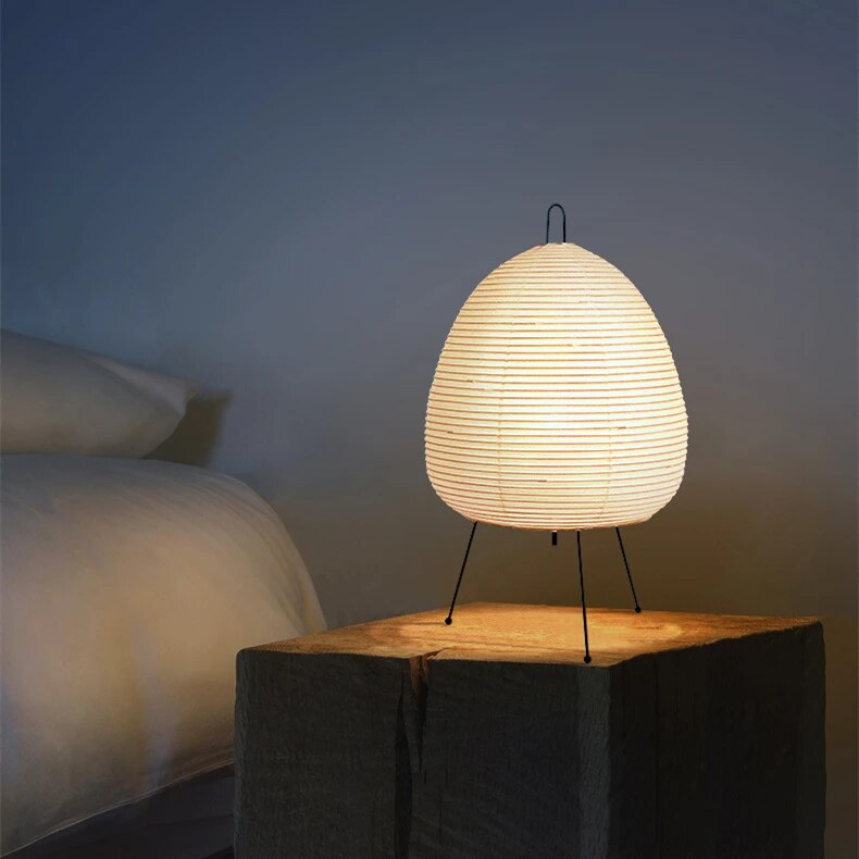 Lampe aus japanischem Reispapier
- OnyxLampen