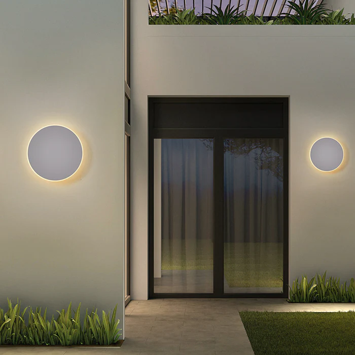 Moderne runde LED-Außenwandleuchte aus Metall