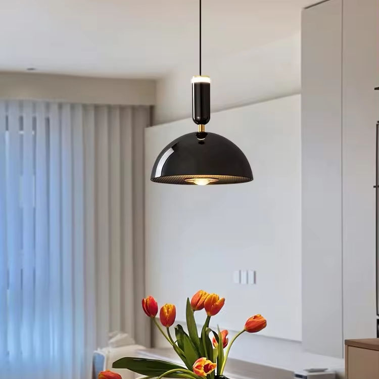 LED-Pendelleuchte im skandinavischen Macaron-Stil