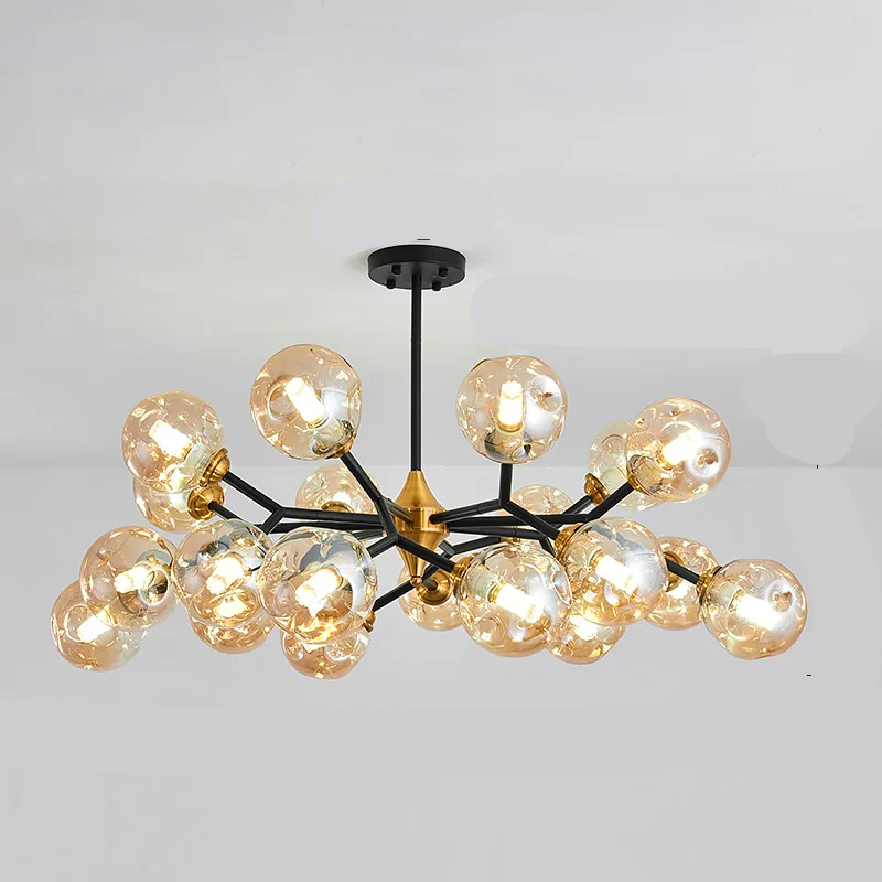Glas-Kronleuchter im modernen Design