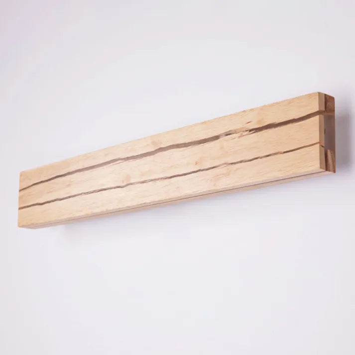 Moderne Holz-Wandleuchte im Riss-Design für die Wohnraumgestaltung