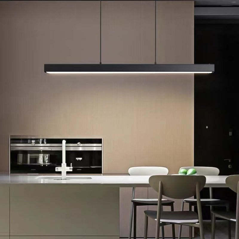 Industrielle LED-Pendelleuchte mit schlanken Design
