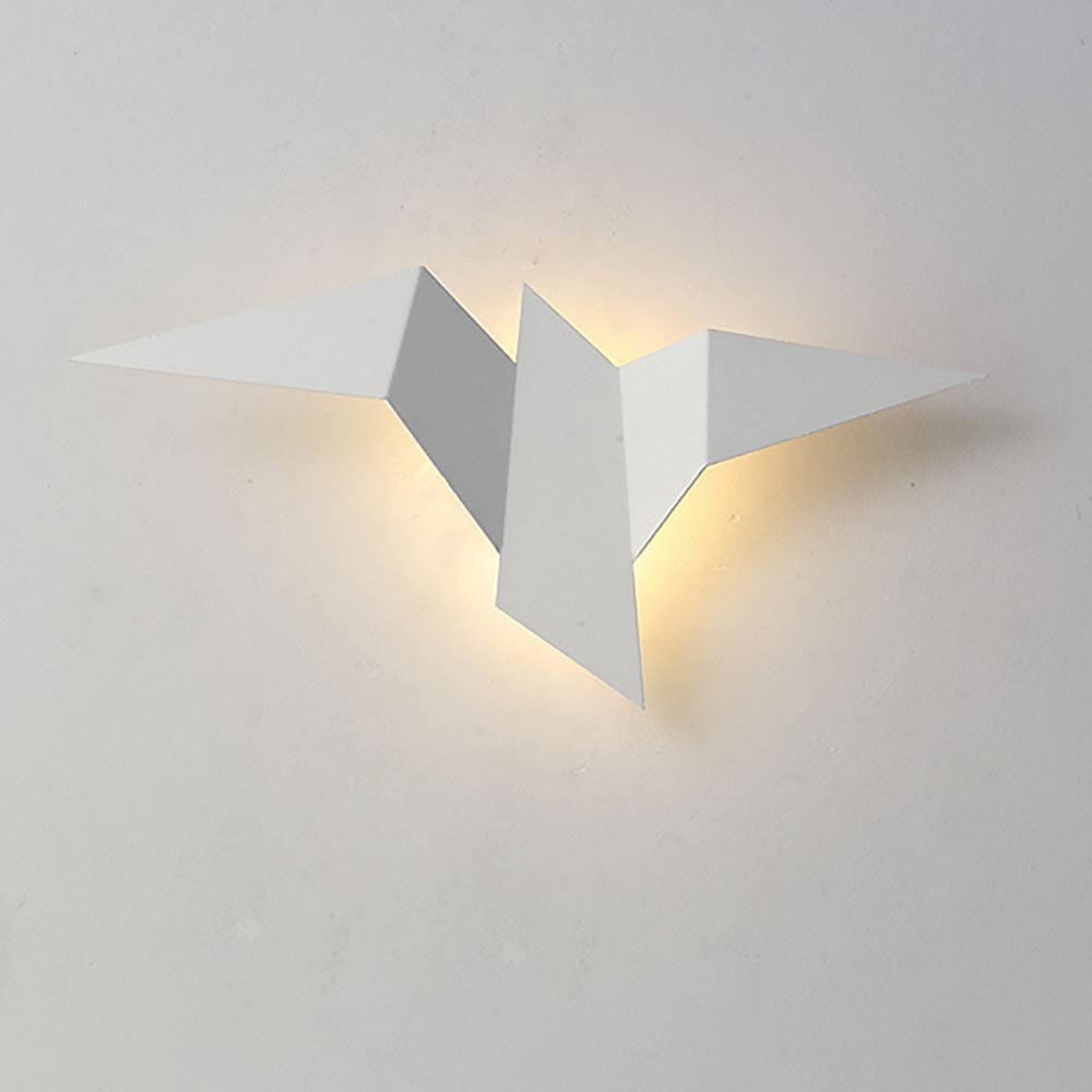 Wandlampe aus Eisen im Vogeldesign