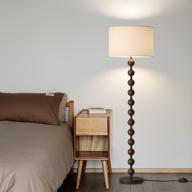 Holz Stehlampe im Japandi-Stil
