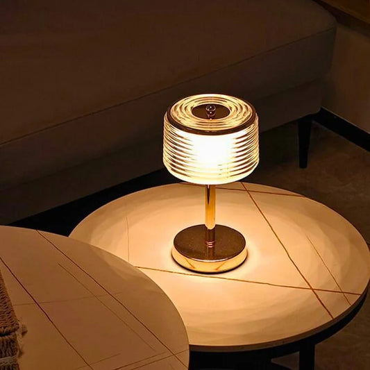 Tischlampe mit LED-Ring
 - OnyxLampen