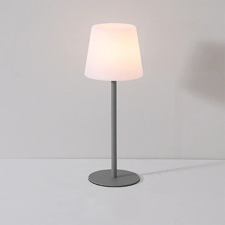 LED-Tischleuchte, modern und kabellos