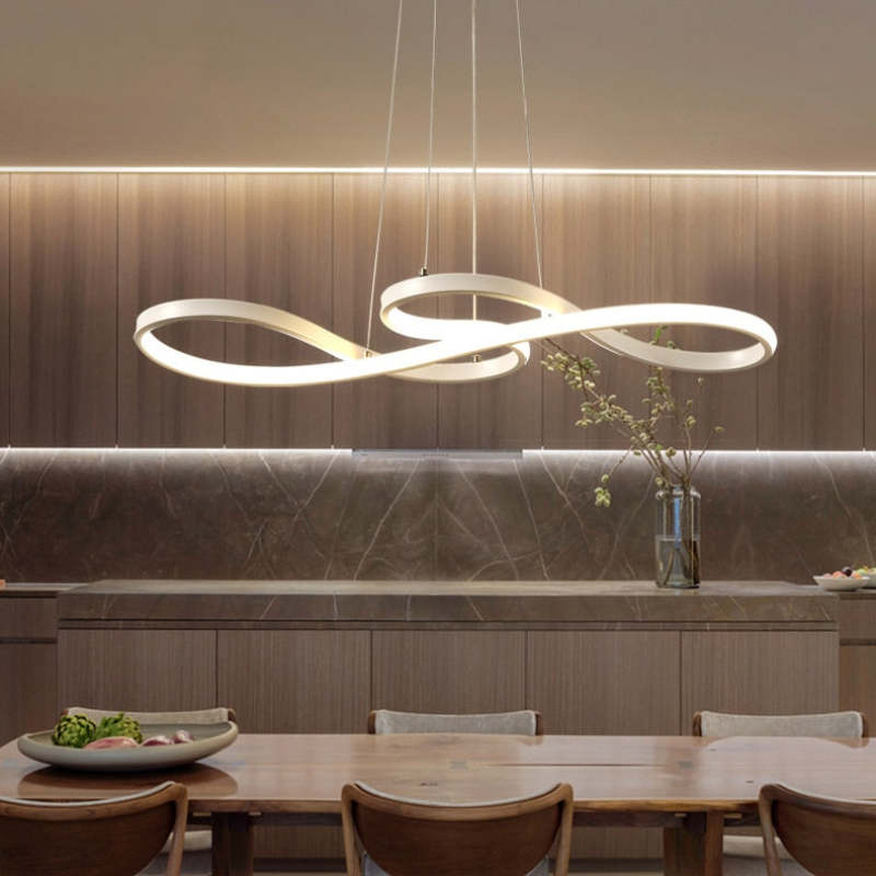 LED-Pendelleuchte im Musiknoten-Design