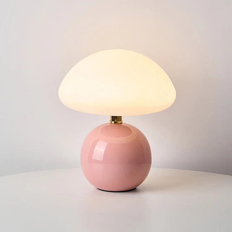 Pilzlampe aus französischer Creme