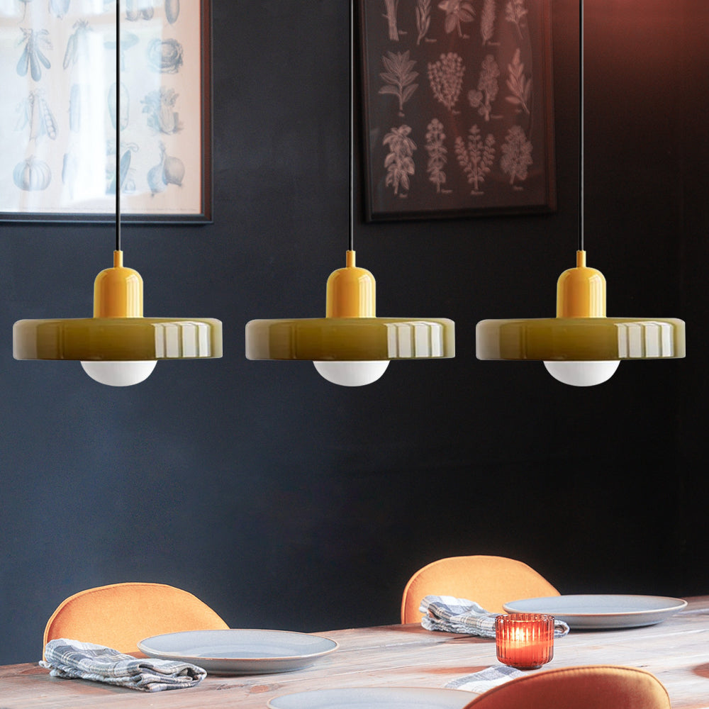 Dreiflammige Bauhaus-Pendelleuchte aus farbigem Glas