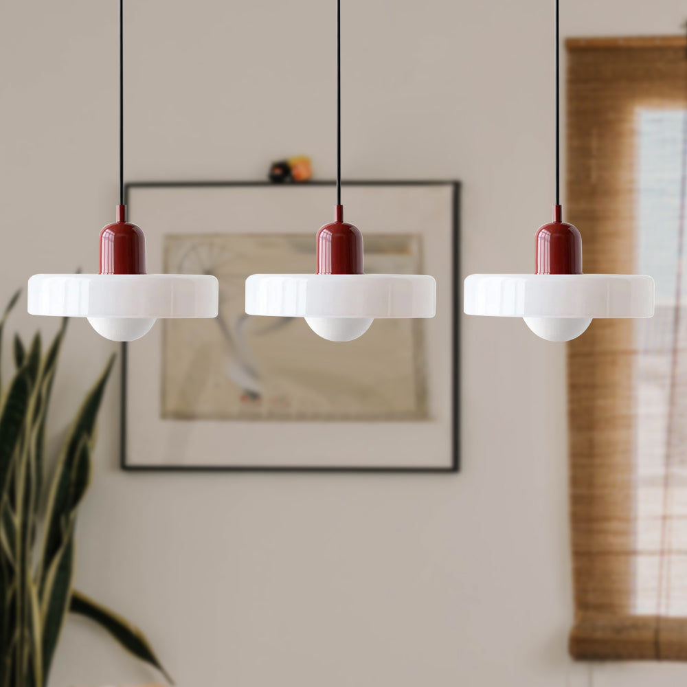 Dreiflammige Bauhaus-Pendelleuchte aus farbigem Glas