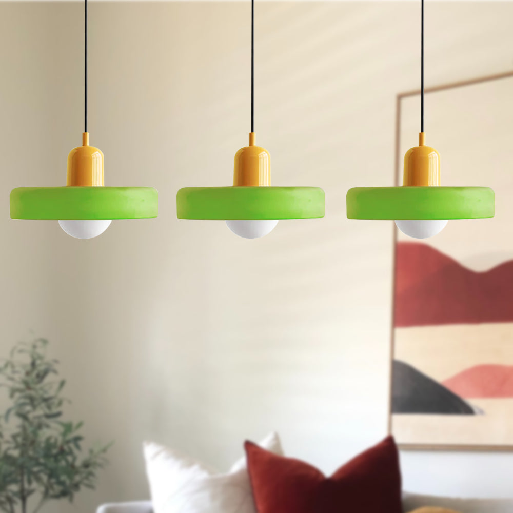 Dreiflammige Bauhaus-Pendelleuchte aus farbigem Glas