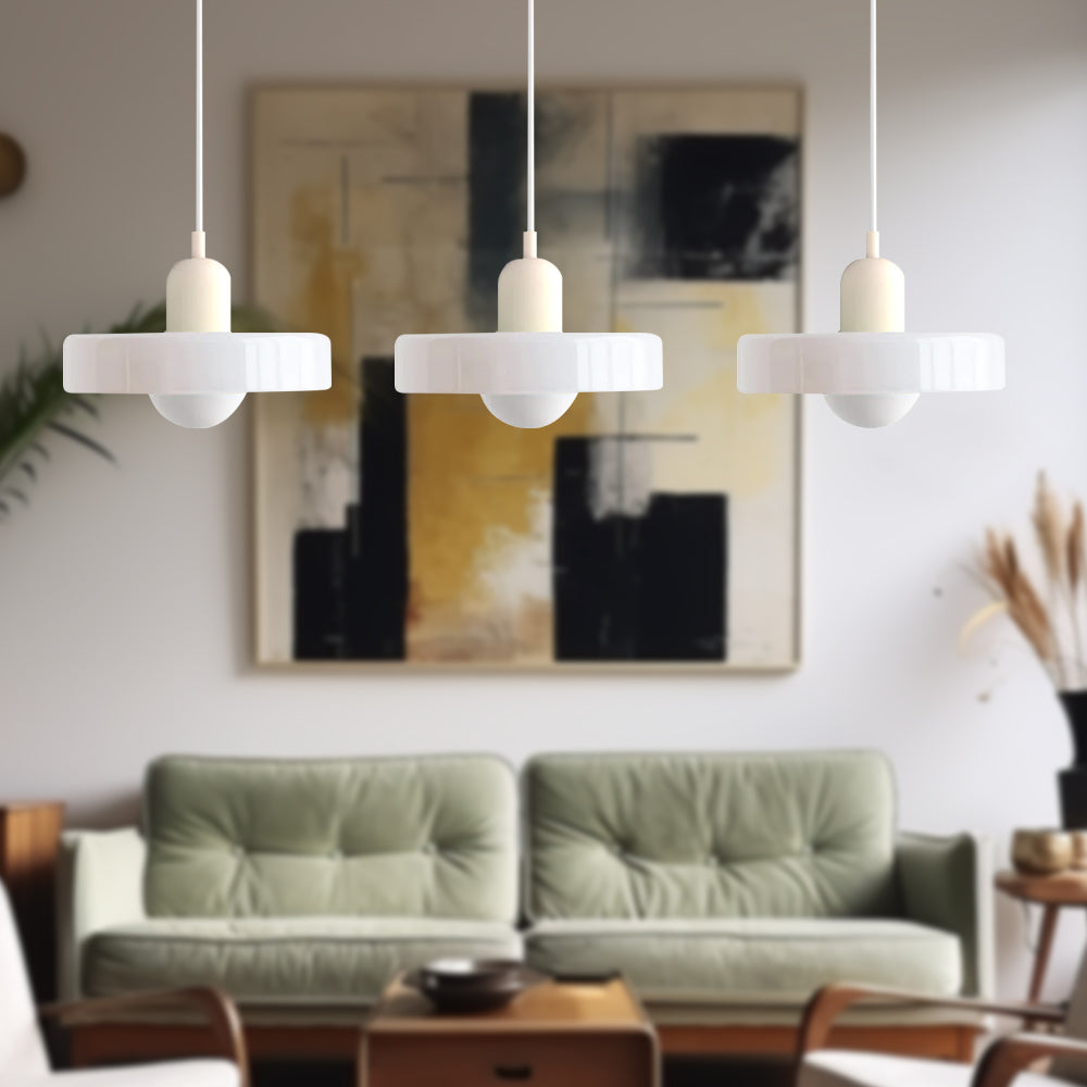 Dreiflammige Bauhaus-Pendelleuchte aus farbigem Glas