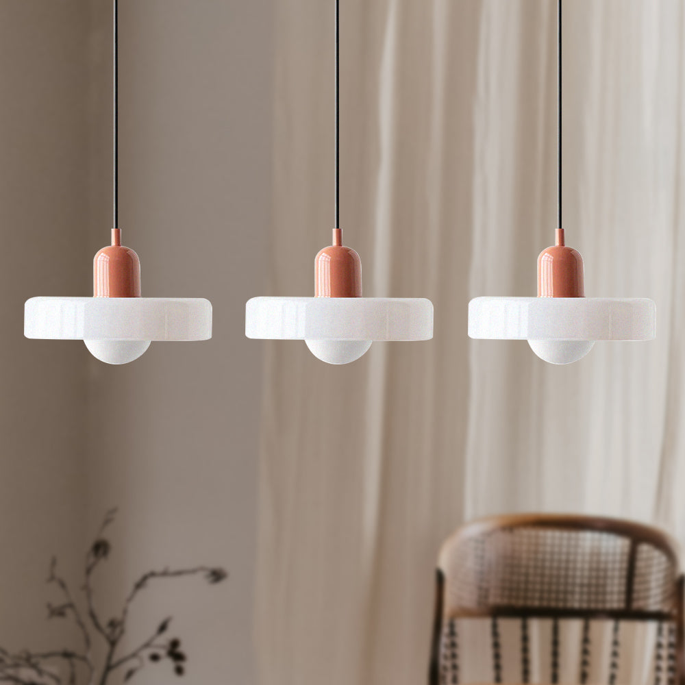 Dreiflammige Bauhaus-Pendelleuchte aus farbigem Glas